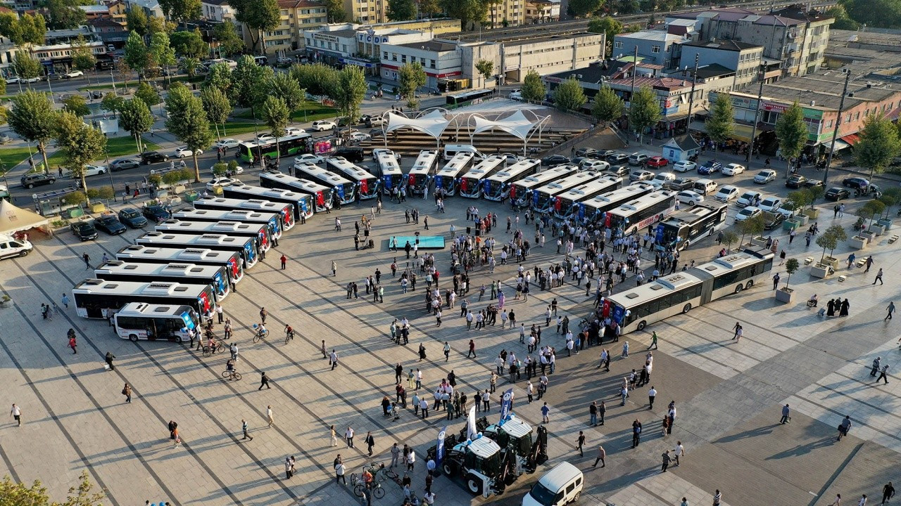 Sakarya Büyükşehir, ulaşım filosunu 23 çevreci otobüsle güçlendiriyor