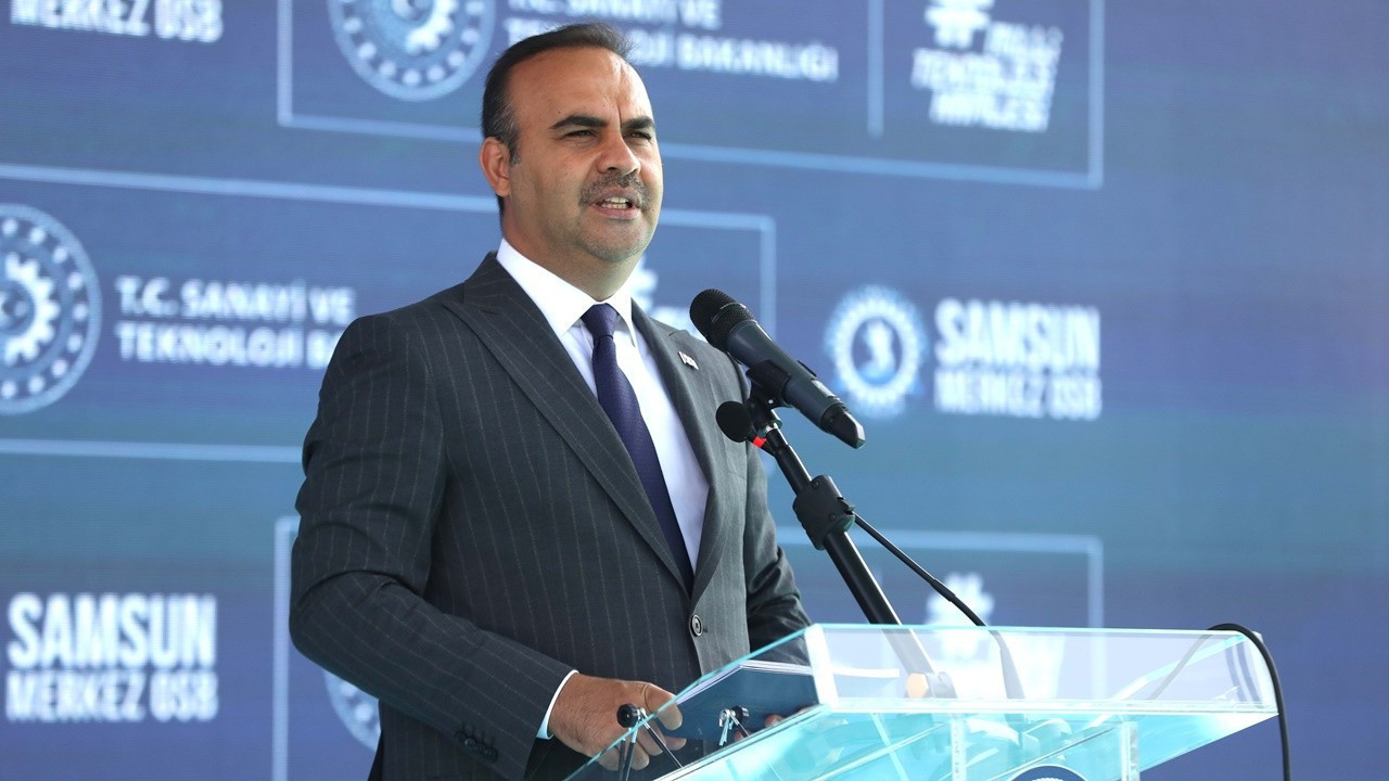 Bakan Kacır: 5 yeni tesisle model fabrika sayısını 15'e çıkaracağız