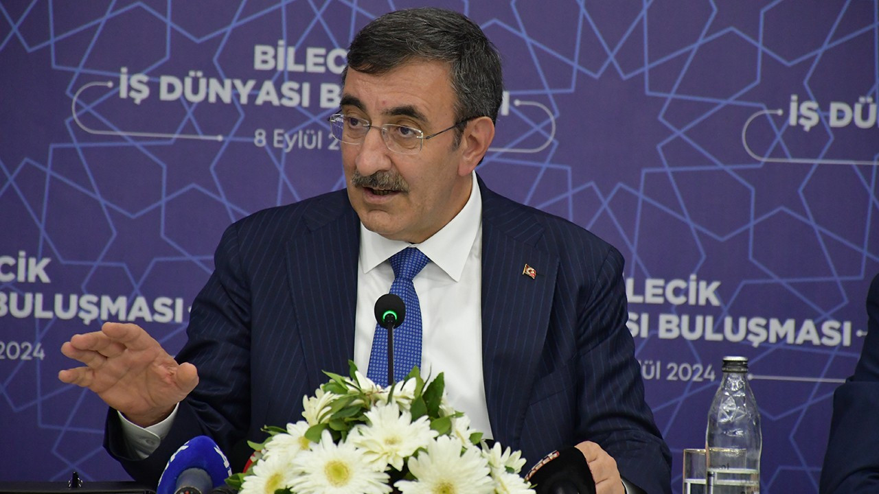 Cevdet Yılmaz: Bu yılın sonunda 264 milyar dolar ihracat bekliyoruz