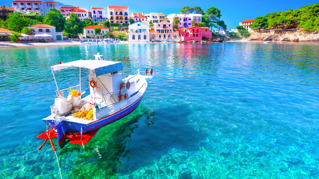 Yunan adaları Türk turistlerle doldu taştı!