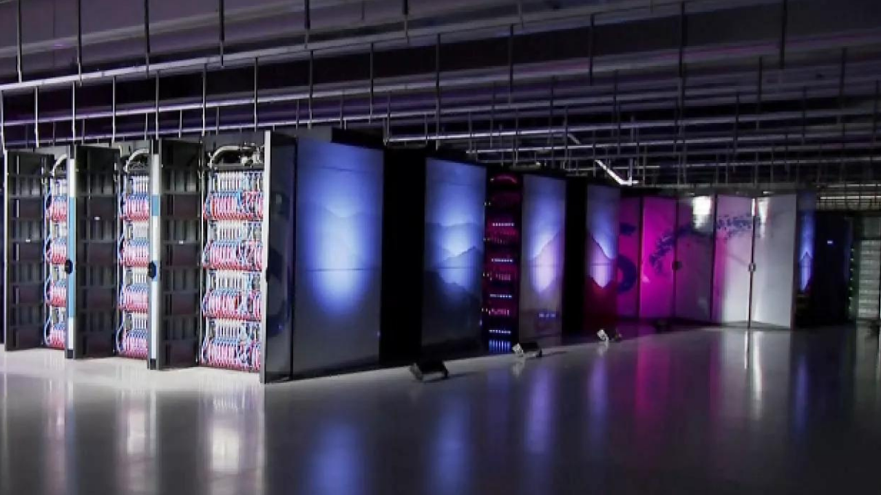 İsviçre tanıttı: Dünyanın en güçlü 6. bilgisayarı 'Alpler'