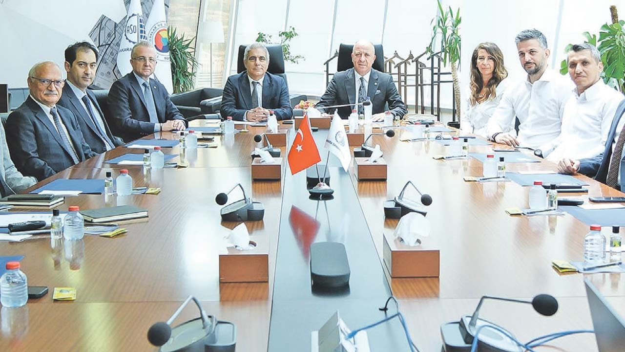 "1 top dondurma 35 lira oldu, kalıp hala 300 lira"
