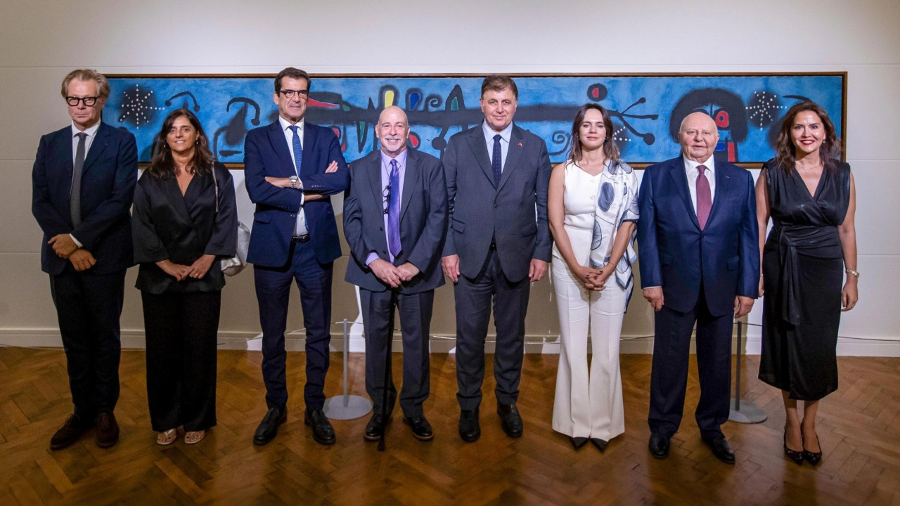 Arkas, Joan Miró’nun eserlerini İzmir’e getirdi