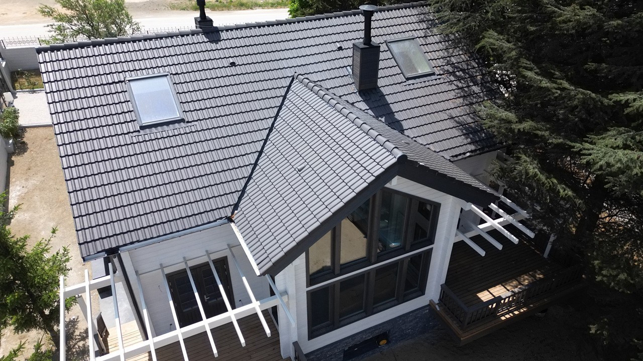 Kılıçoğlu çatılara çevreci ve solar sistem çözümleri sunuyor