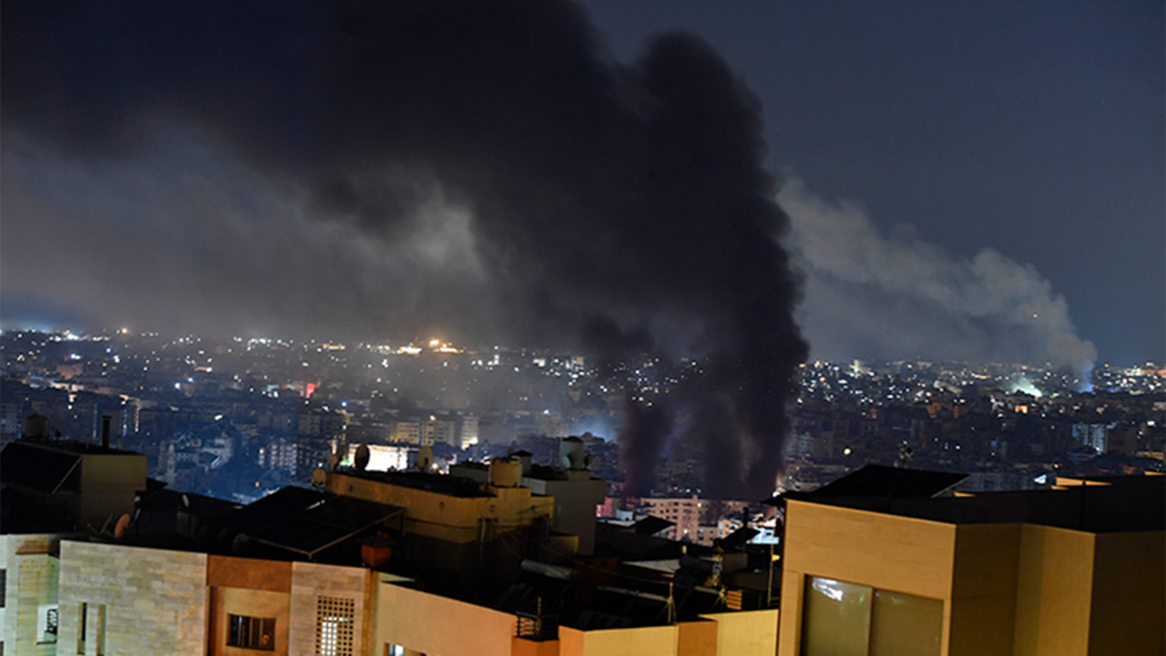 İsrail ordusu Beyrut'un güneyine 40'tan fazla saldırı düzenledi