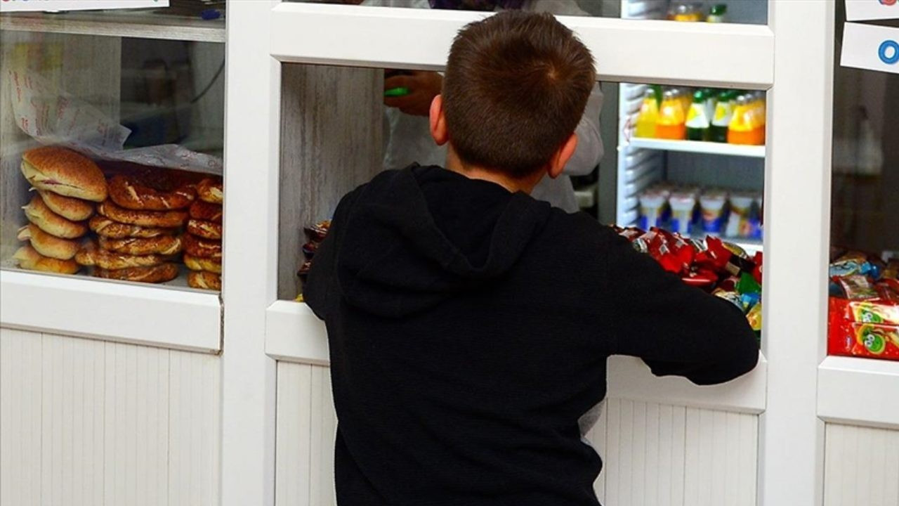 Okul kantininde zamlar yüzde 100’ü buldu: Yıllık kantin masrafı asgari ücreti geçti
