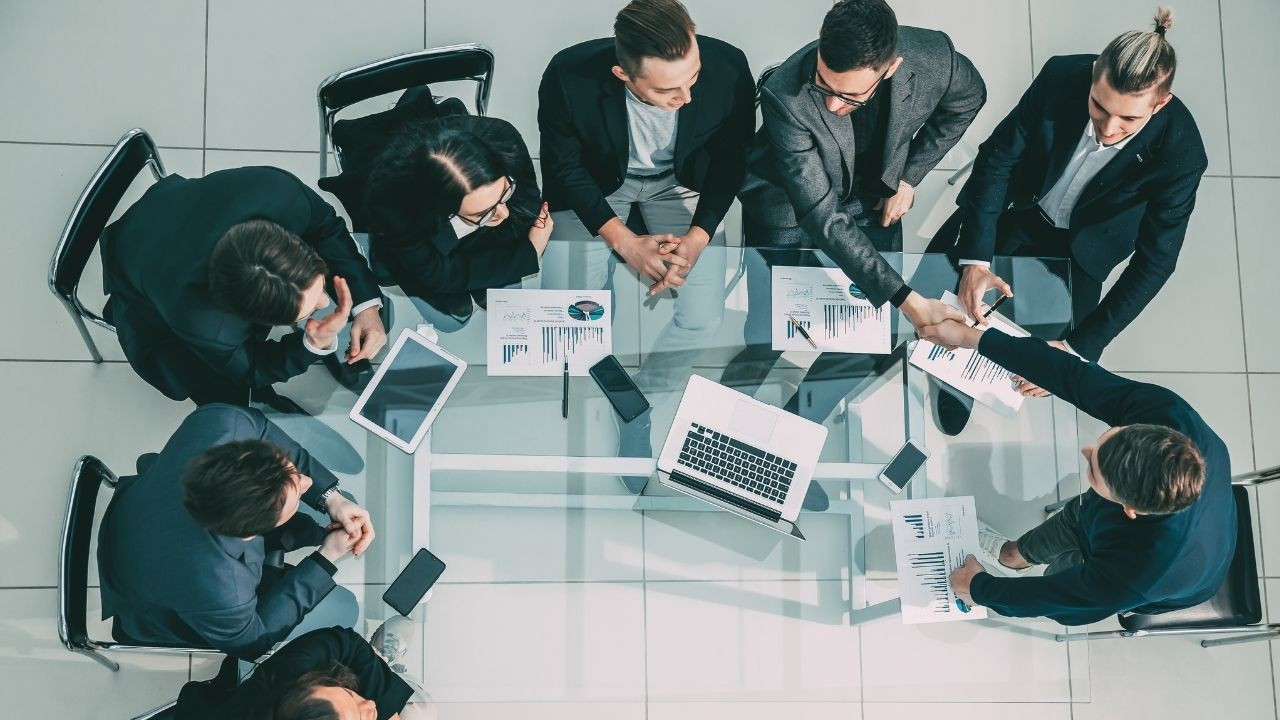 Alman şirketlerin küçük bir bölümü 2025'te iyileşme bekliyor