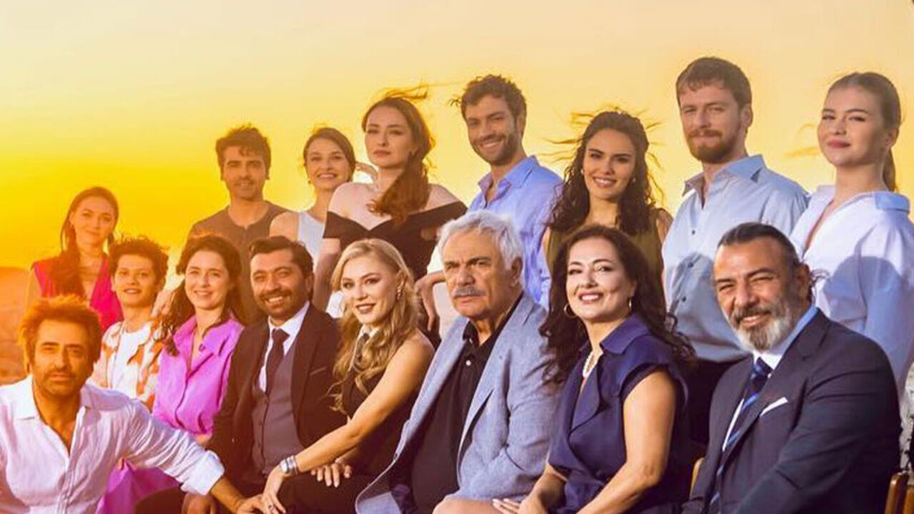 Dizi setinde korkunç olay! Oyuncularla vedalaşıp intihar etti