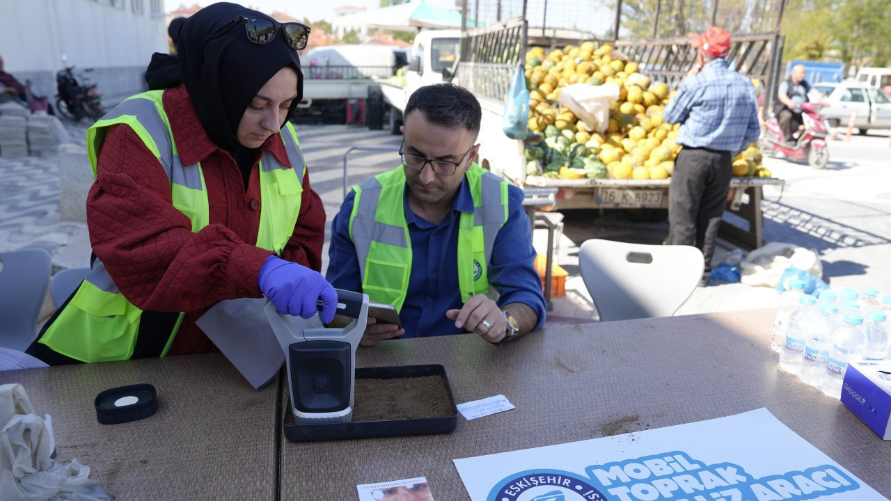 Eskişehir Büyükşehir Belediyesi, ücretsiz toprak analizine başladı