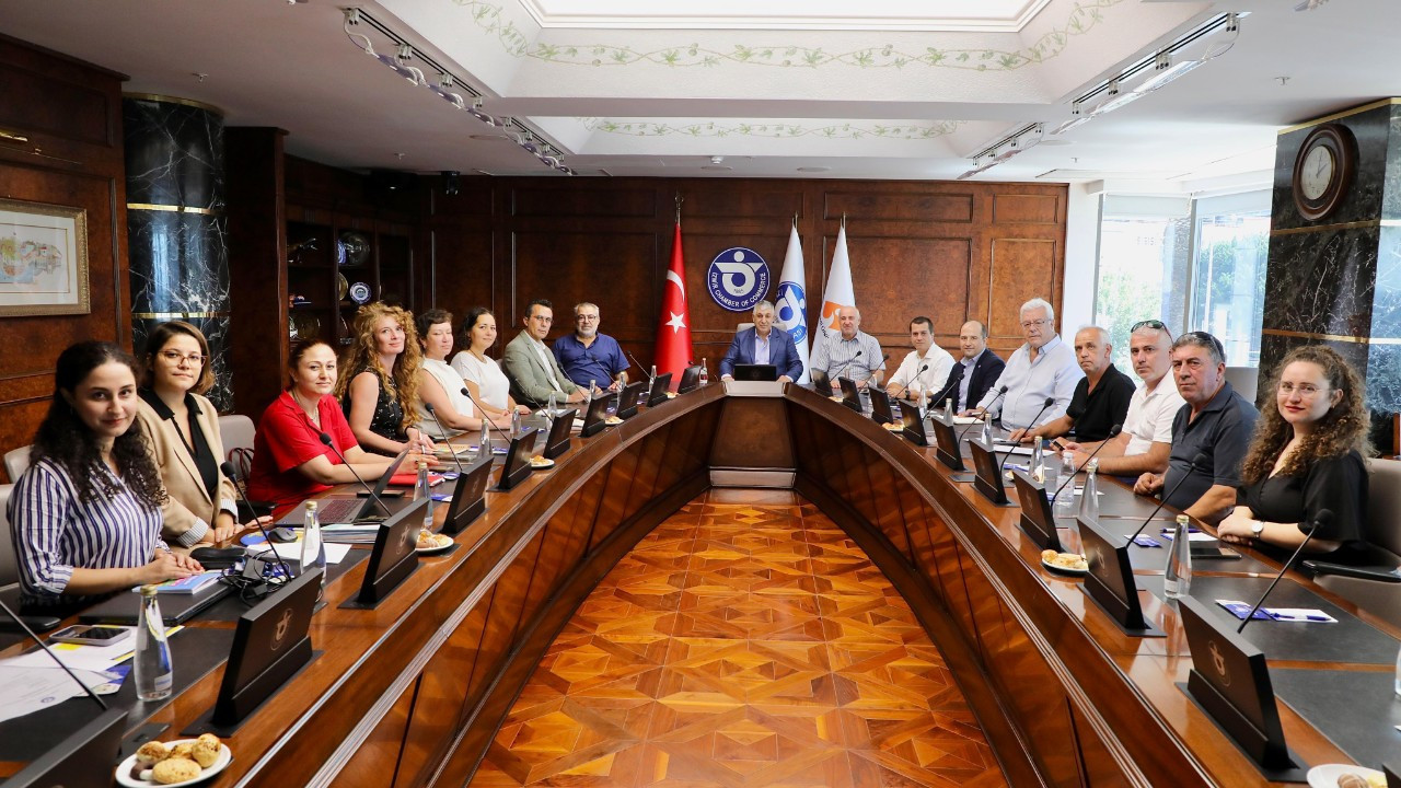 İzmir’deki balık ölümleri için yol haritası oluşturuldu