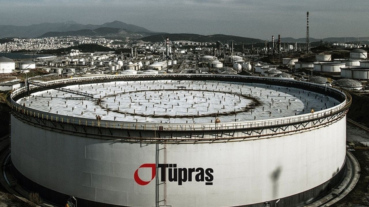 Tüpraş'ta patlama: Hisseleri işleme kapatıldı
