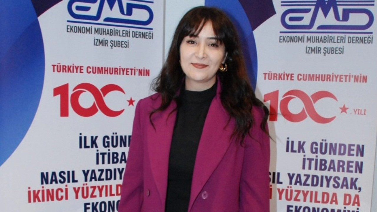 Ege Bölgesi Sanayi Odası’ndan muhabirimiz Duygu Göksu’ya ödül