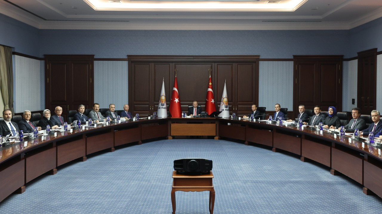 AK Parti'de MYK'nın perde arkası: İstanbul’daki vahşi cinayetle ilgili üç yönlü soruşturma açılıyor