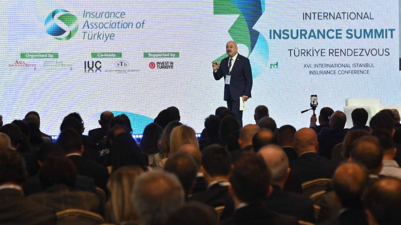 TSB Başkanı Uğur Gülen: 4 mega trend mevcut riskleri de büyütüyor