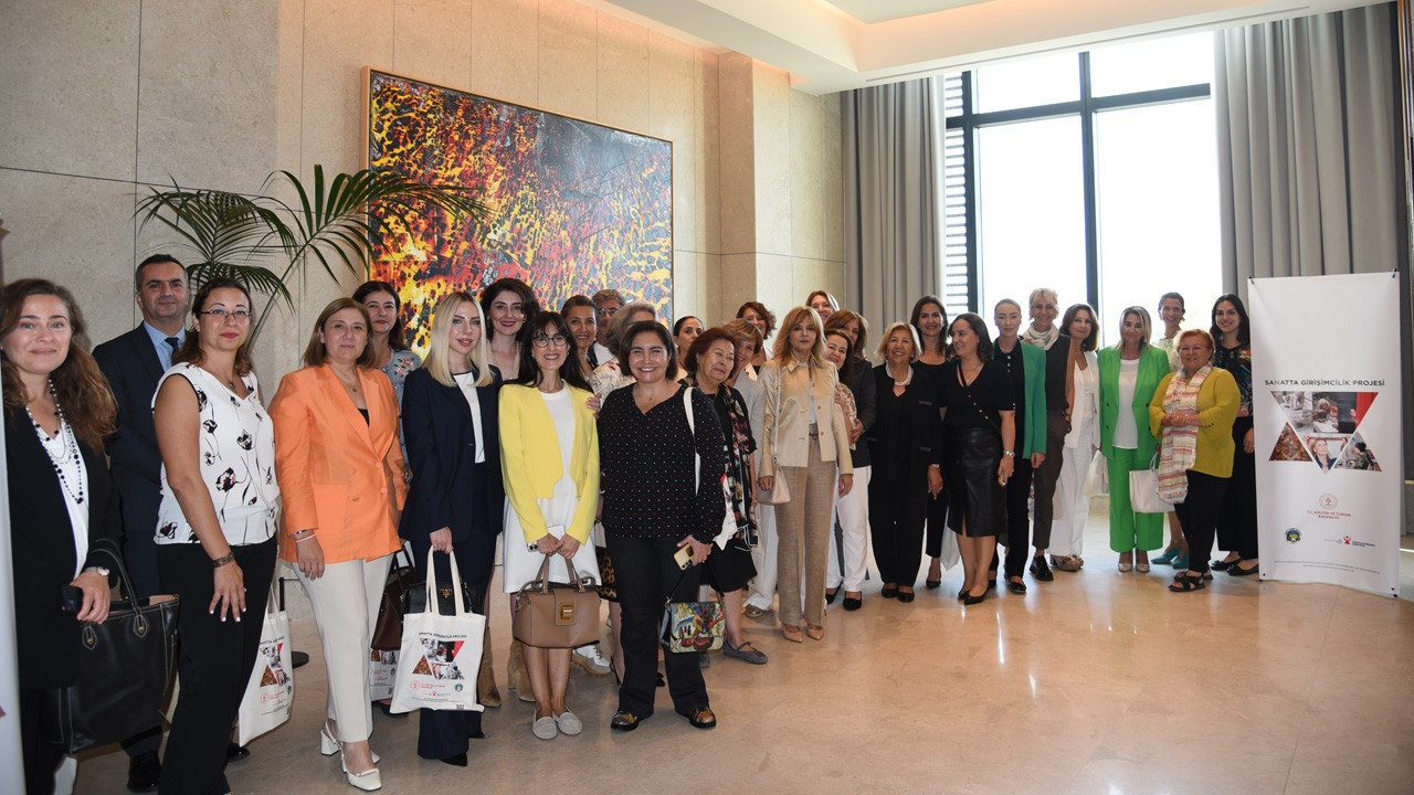 İzmirli kadınlardan “Sanatta Girişimcilik Projesi”