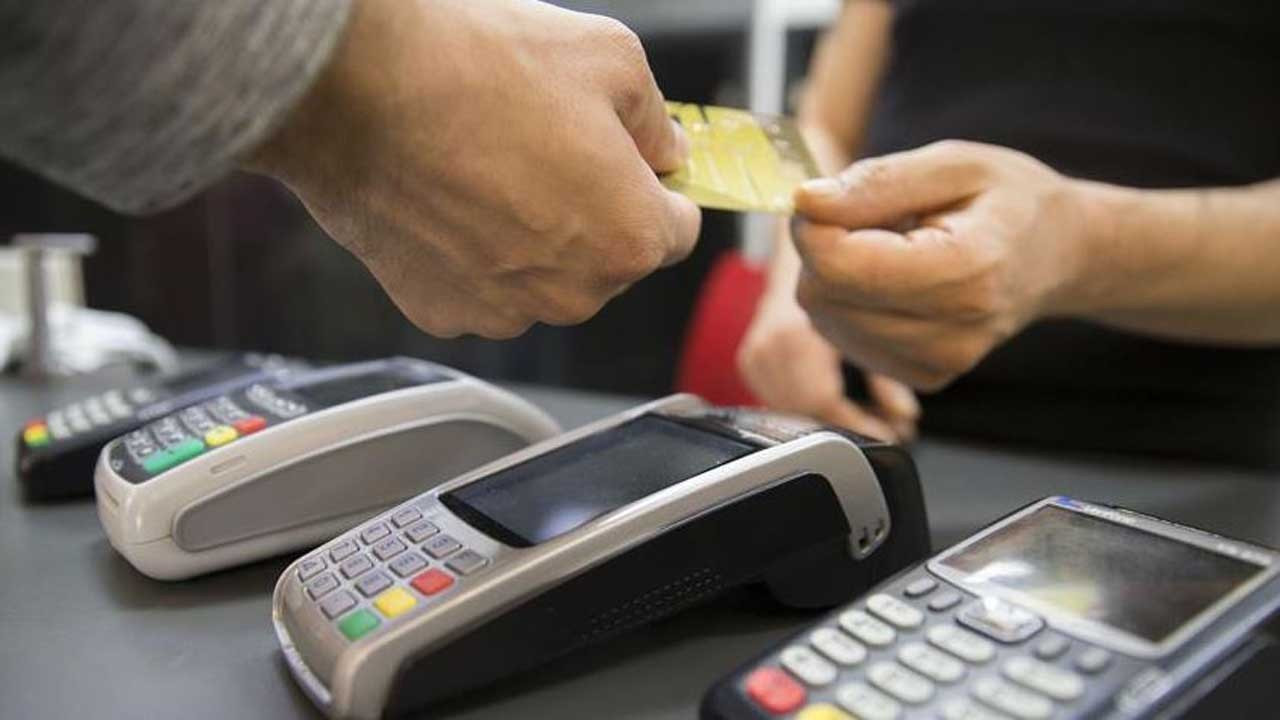 Kredi kartları esnafı mağdur ediyor! TESK Başkanı esnafın zarar ettiğini açıkladı