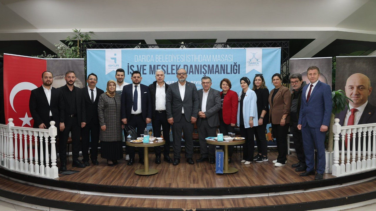 Darıca Belediyesi 3. İstihdam Fuarı kapılarını açtı