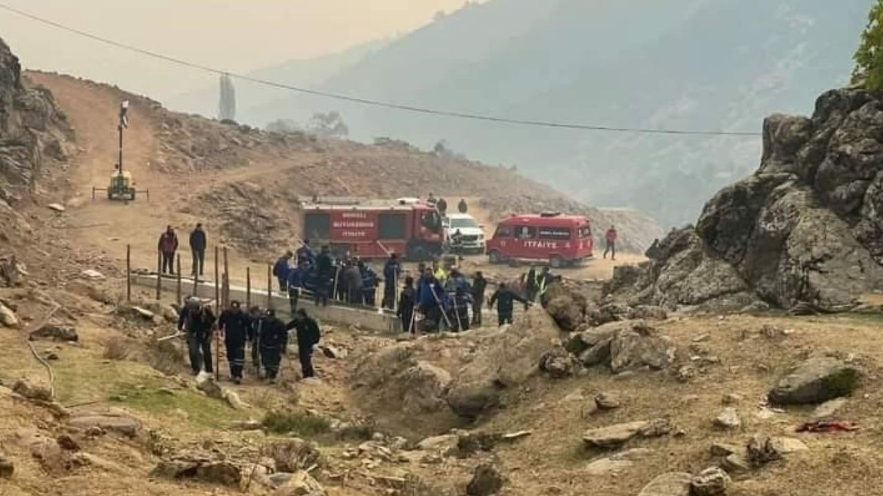 Denizli Valiliği’nden açıklama: Yangına 7 hava aracı ve 1069 personelle müdahale ediliyor
