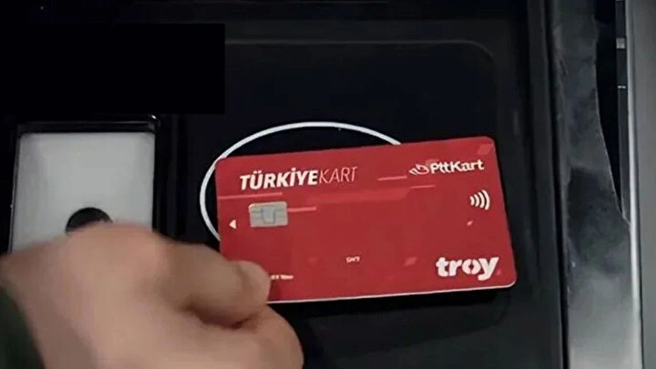 Bakan Uraloğlu duyurdu: Toplu taşımada 'Türkiye Kart' dönemi! Kredi kartı olarak da kullanılabilecek