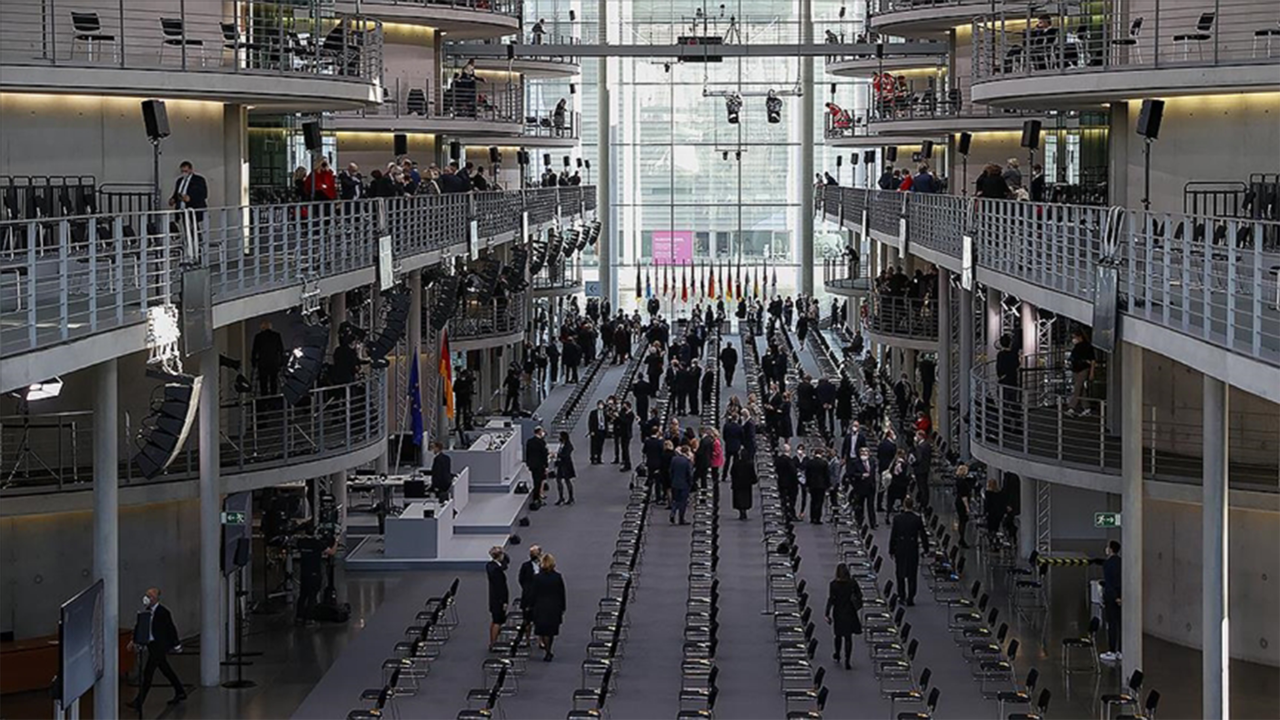 Almanya’da halkın çoğunluğu erken seçim istiyor