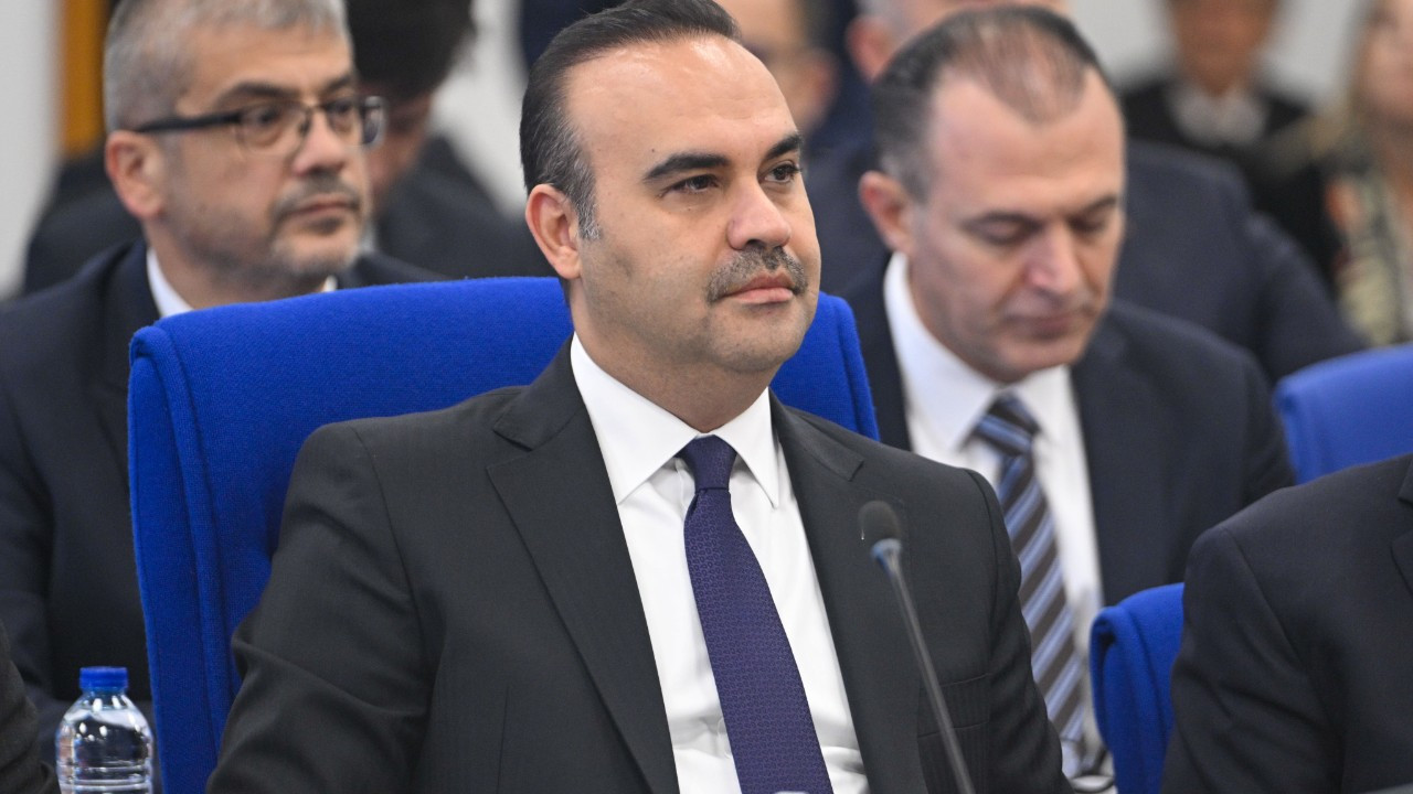 Sanayi ve Teknoloji Bakanı Kacır: Yatırım için otomotiv markalarıyla temaslar sürüyor