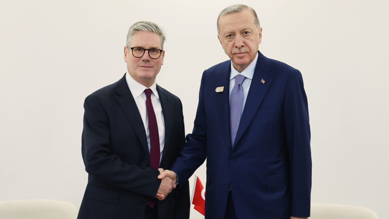 Cumhurbaşkanı Erdoğan, İngiltere Başbakanı Starmer'i kabul etti