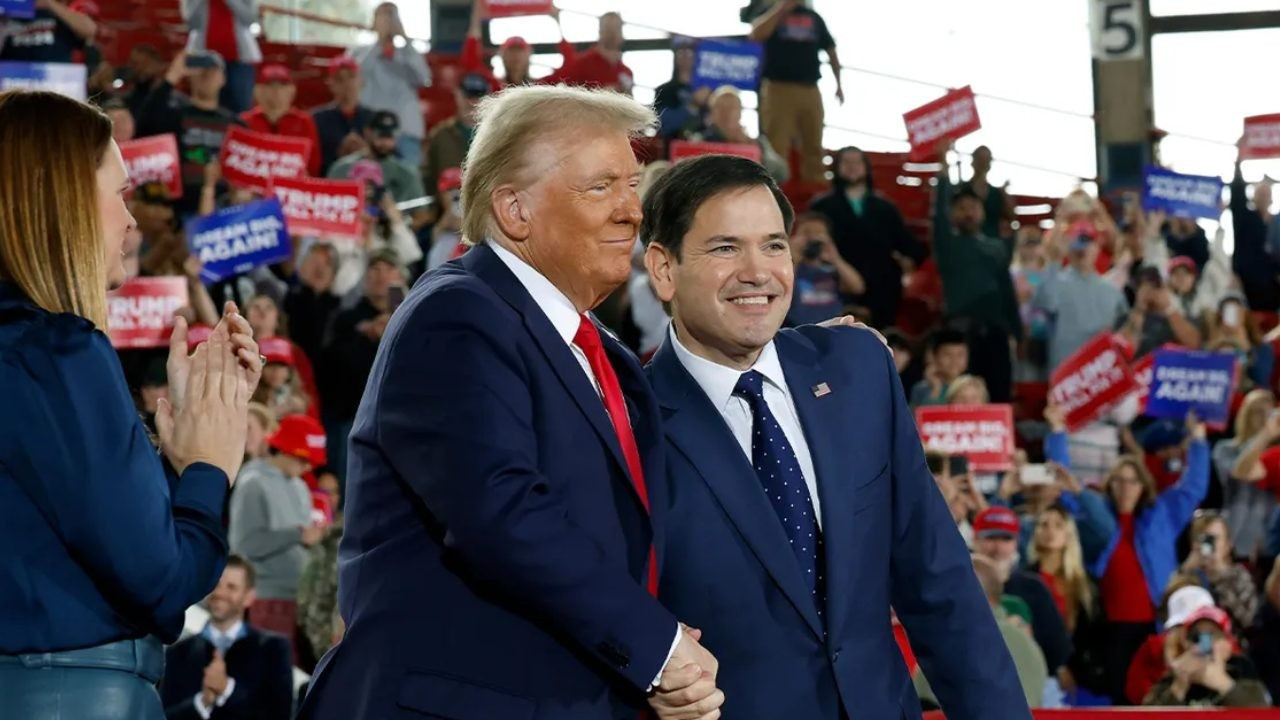 Trump'ın Dışişleri Bakanlığı!na 'şahin' senatör Marco Rubio'yu aday göstermesi bekleniyor