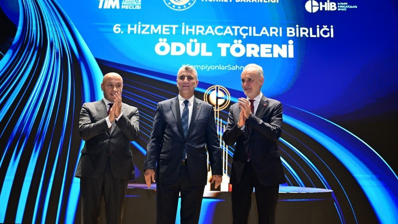 Hizmet ihracatının şampiyonları belli oldu: 18 dalda 54 şirkete ödül verildi