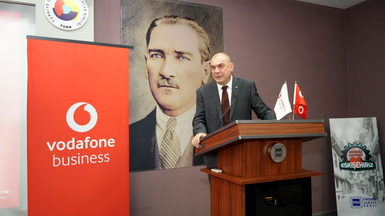 Teknoloji Zirvesi’nde iş dünyasındaki dönüşüm fırsatları ele alındı