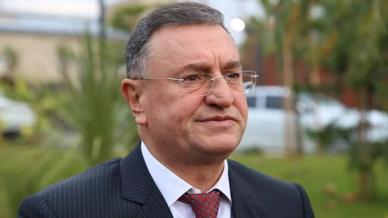 SON DAKİKA... Eski Hatay Belediye Başkanı Lüftü Savaş CHP'den ihraç edildi