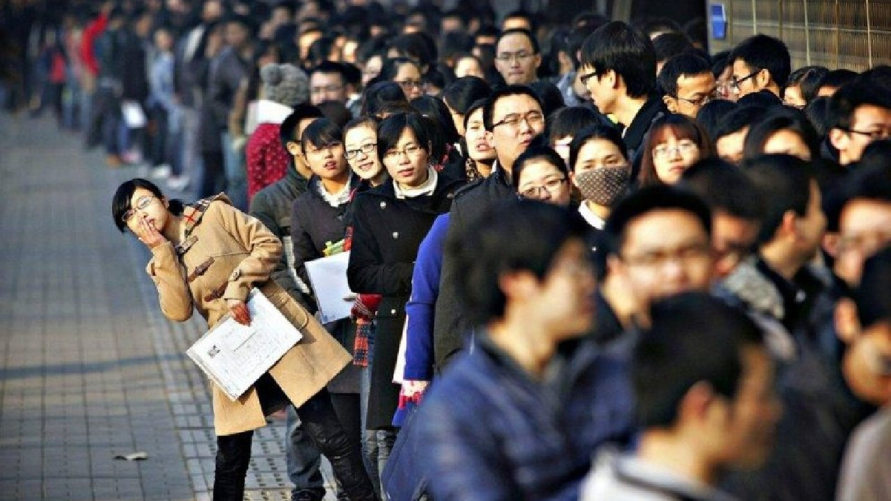 Çin’de genç işsizlik oranı geriledi