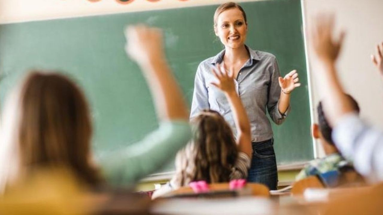 MEB, Uzman öğretmenlik ve Başöğretmenlik ile ilgili merak edilenleri paylaştı