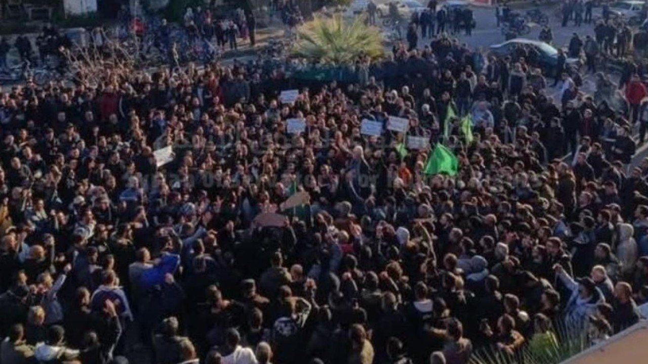 Suriye yönetiminden 'provokasyon' uyarısı: Humus'ta sokağa çıkma yasağı ilan edildi