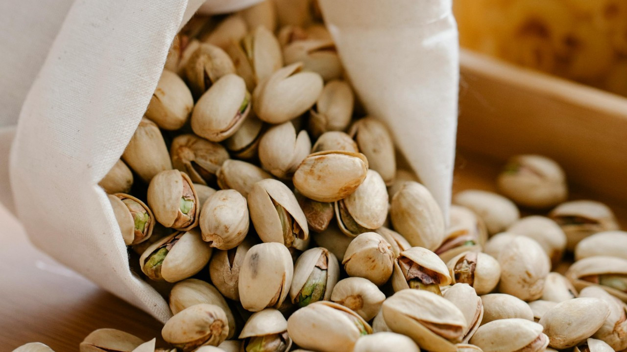 Antep fıstığında fiyat şoku: Güney Afrika üretimi artırıyor