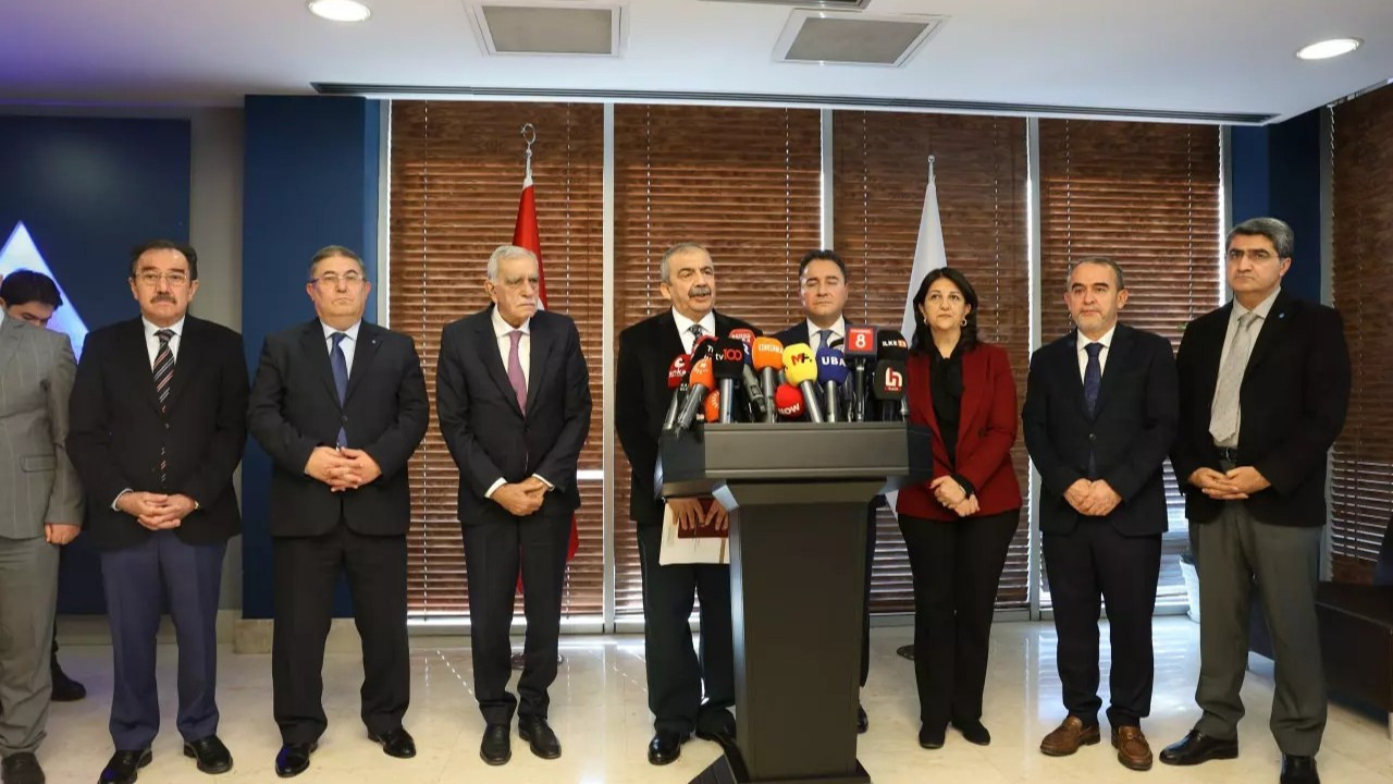 DEM Parti heyeti, Yeniden Refah Partisi ile görüştü