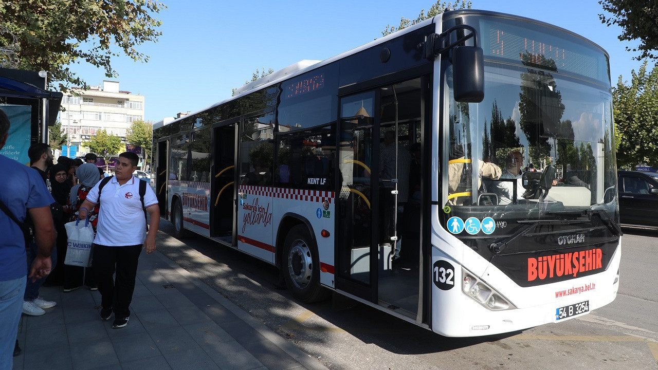 Sakarya Büyükşehir Belediyesi’nin taşıdığı yolcu sayısı 13 milyona yaklaştı