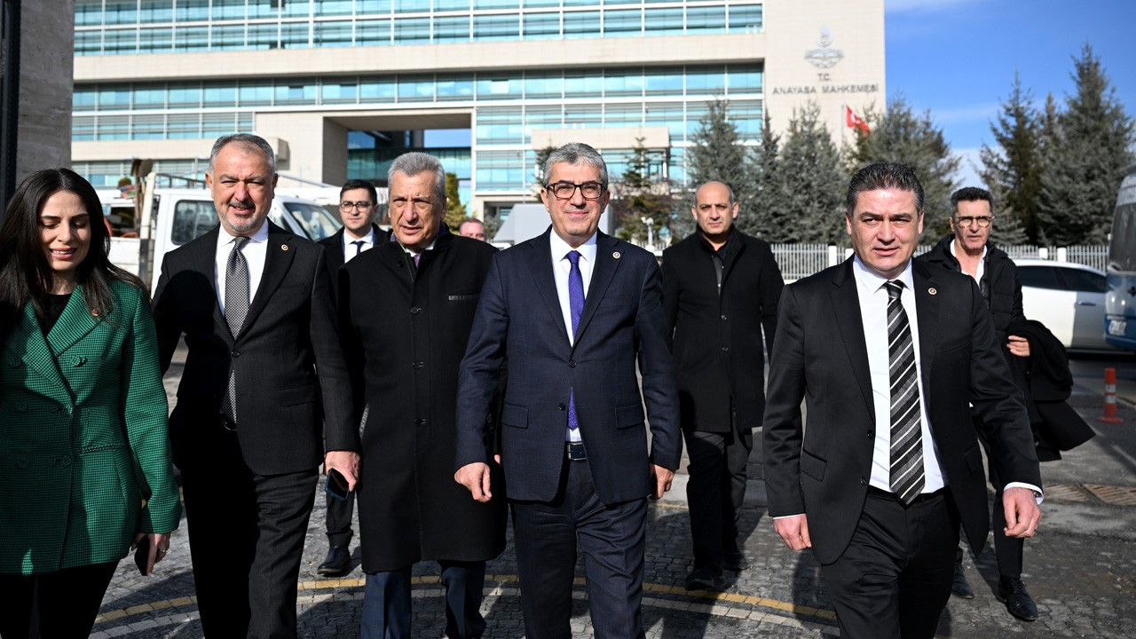 CHP'den 9. Yargı Paketi için AYM'ye iptal başvurusu