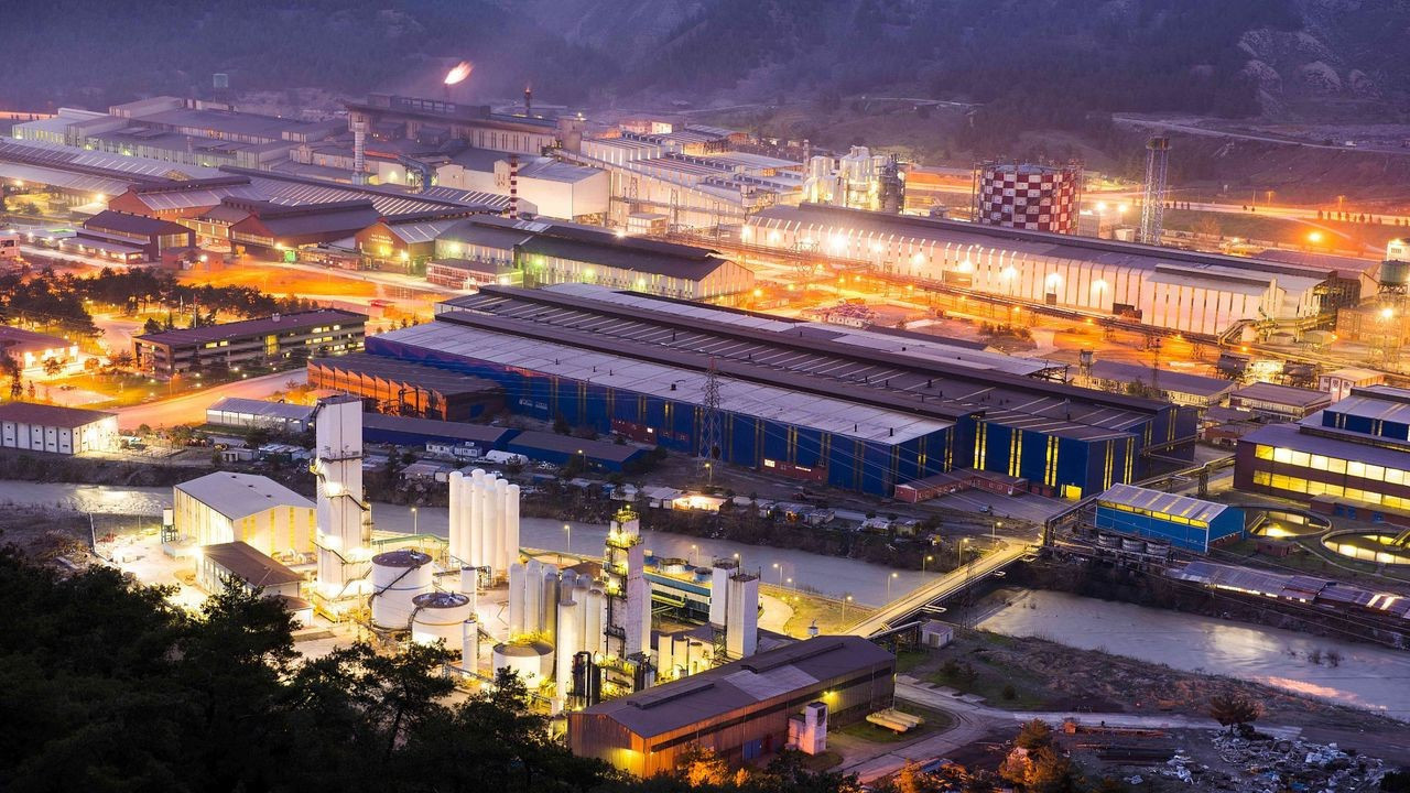 KARDEMİR’den günlük 72 döküm üretim rekoru