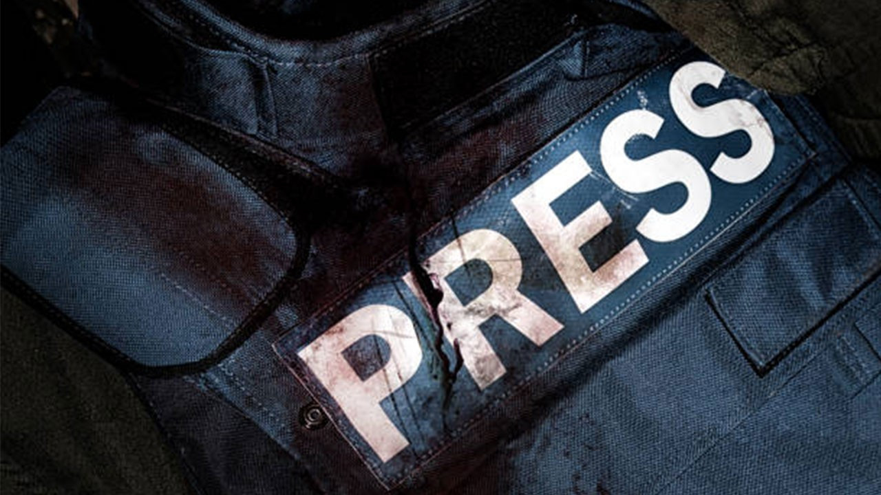 İsrail saldırısında hayatını kaybeden gazeteci Ebu Nehban son yolculuğuna uğurlandı