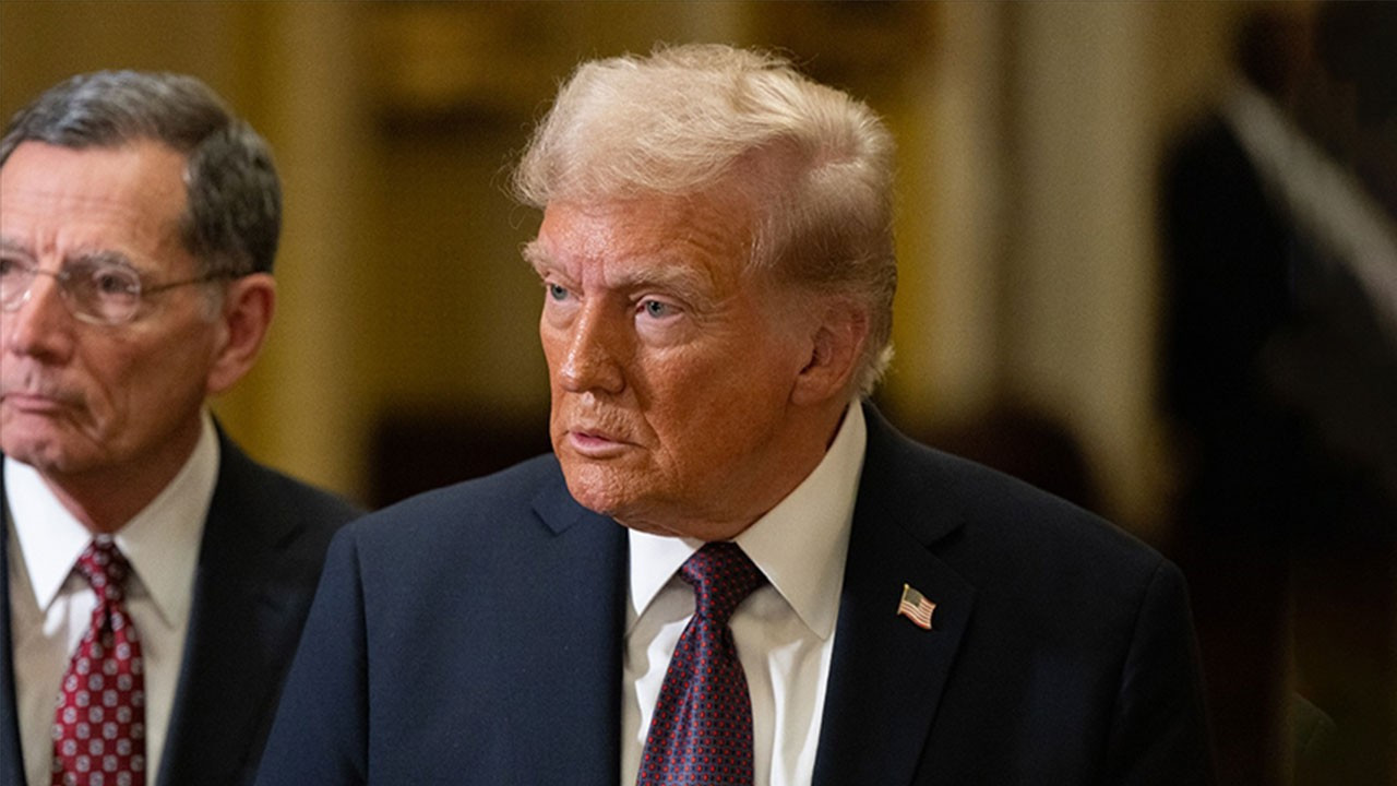 Trump'ın hedefi, göreve başladığı gün 100'den fazla başkanlık kararnamesi çıkarmak!