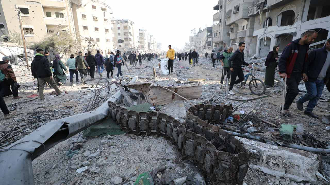 Ateşkes yürürlüğe girdi: Filistinliler evlerine dönmeye başladı