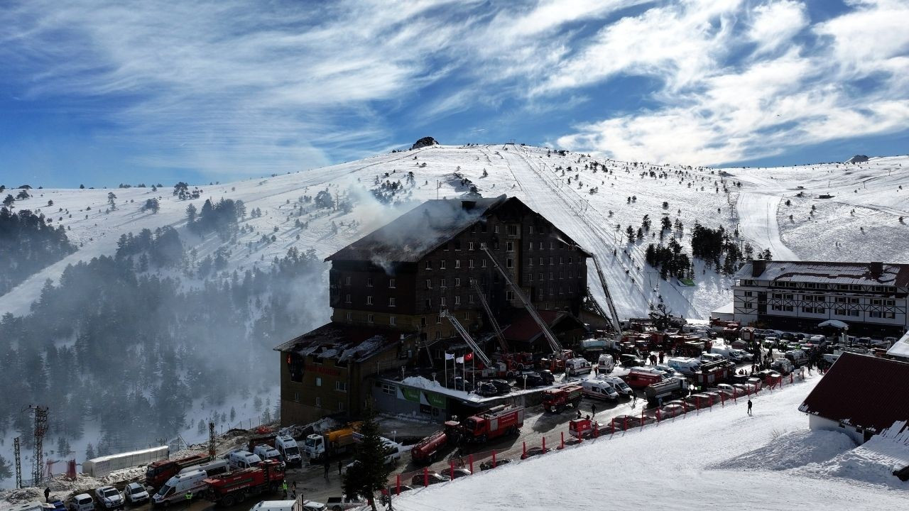 TFF’den Kartalkaya açıklaması: Futbolcular maçlara siyah kol bandı ile çıkacak