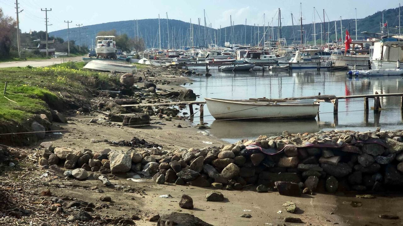 Deprem fırtınasının ardından Bodrum’da tedirgin eden çekilme