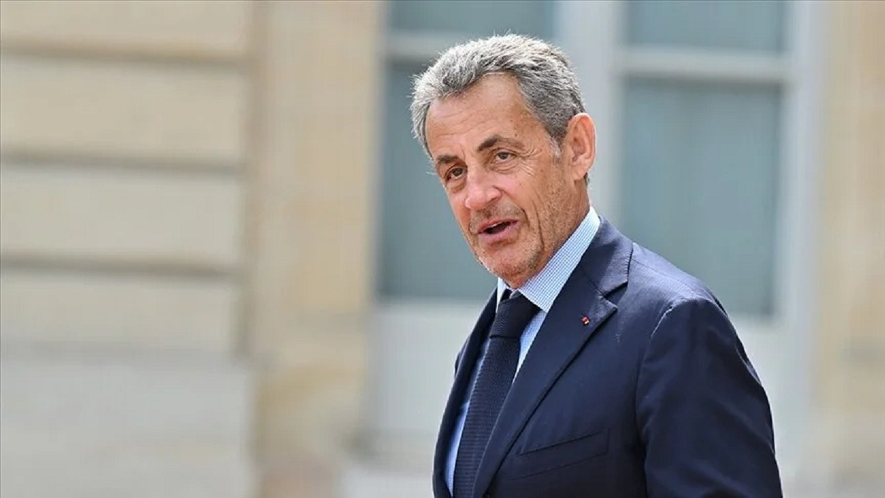 Fransa'nın eski cumhurbaşkanı Sarkozy suçlu bulundu: 5 yıl hapis cezası verildi