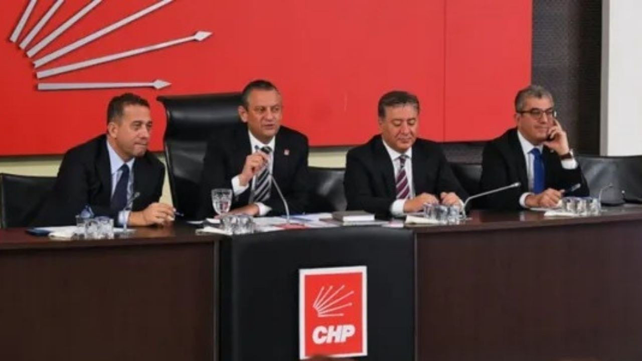 CHP Genel Başkanı Özgür Özel, Van'a heyet gönderiyor