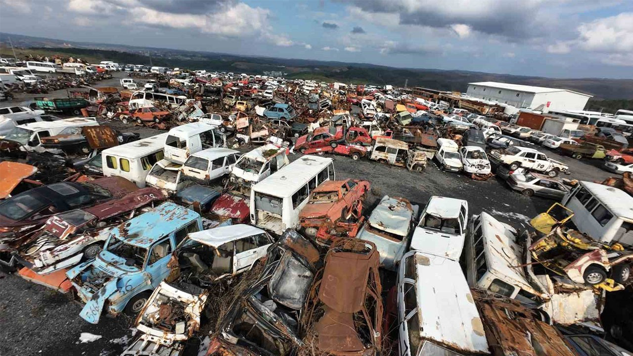 Yedieminlerdeki 14 bin araç ekonomiye kazandırılıyor! 50 milyar lira gelir sağlayacak