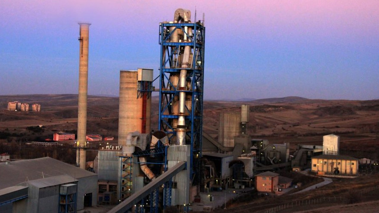 2008 yılında satın almıştı! Avrupa devinden Türkiye kararı: Hisselerini 3,2 milyar TL'ye sattı