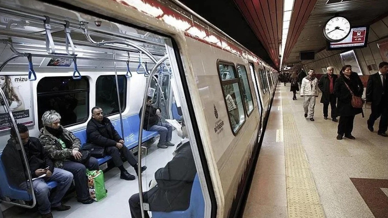 İstanbul'da metro ve tramvay seferleri uzatıldı