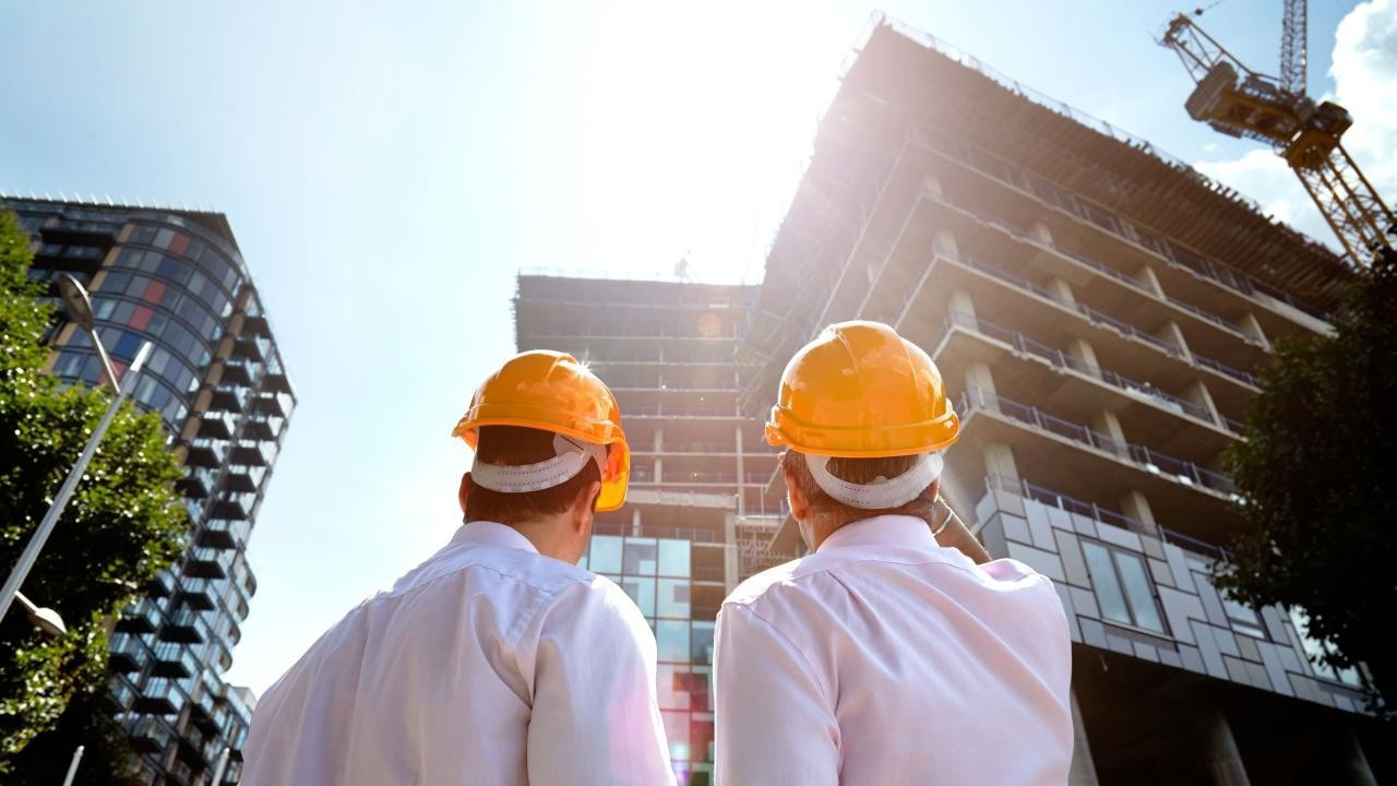 İnşaat ve gayrimenkulde takipteki alacak oranı iyileşti