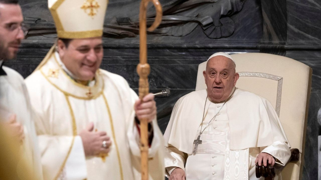 Vatikan: Papa Francis'in sağlık durumu kötüleşti